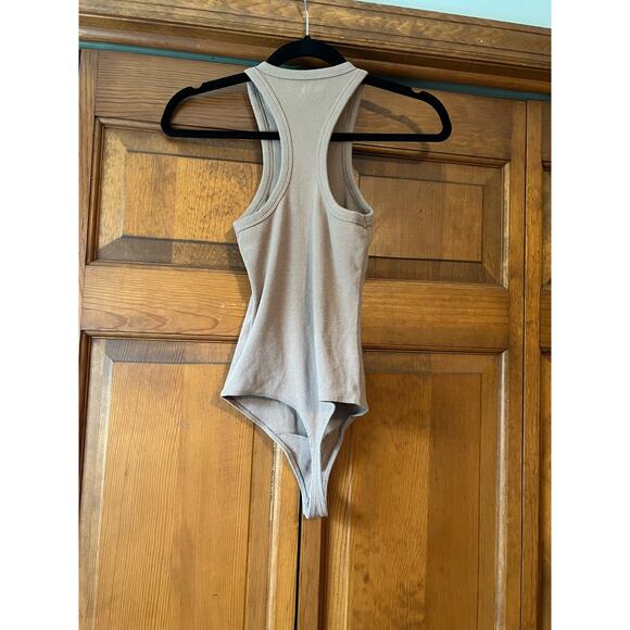 Abercrombie & Fitch Women's Soft Ribbed Bodysuit Racerback Sleeveless Tan SZ XS - Picture 7 of 11
